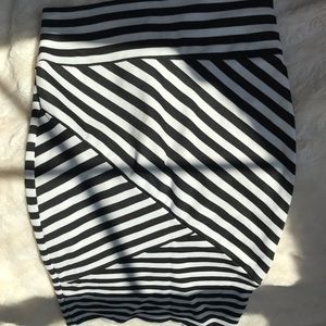 Tight stripe skirt